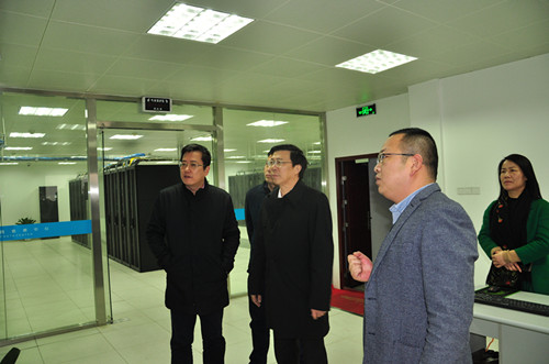 宁波市科技局局长黄志明一行莅临hth官网入口调研